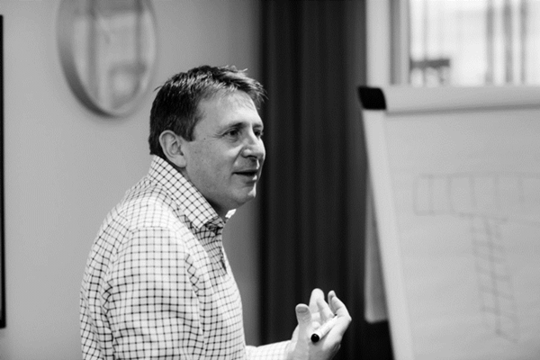 Charlie Walters - Professional trainer with 21 years experience