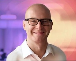 Peter Whitehead - Professional trainer with 24 years experience